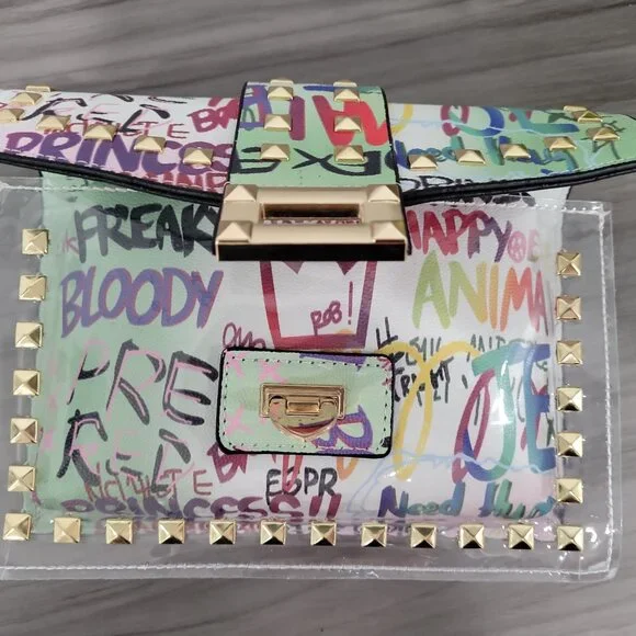 ๐ Graffiti Print Clear 2pc Crossbody Clutch w/ Studs & Removable Zippered Pouch - Picture 12 of 13